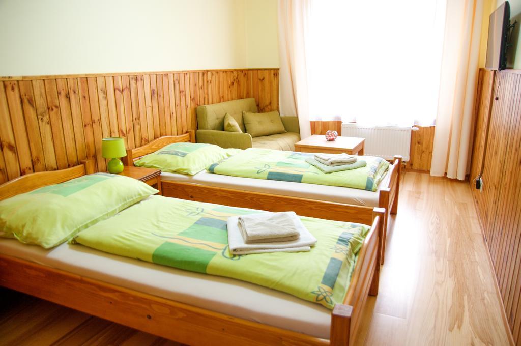 Vila Pod Branou Poprad Exterior foto